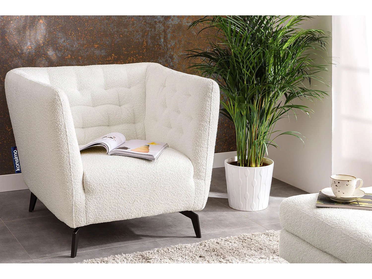 Eleganter Sessel auf Beinen aus Lammfellstoff - weiß - CORDI