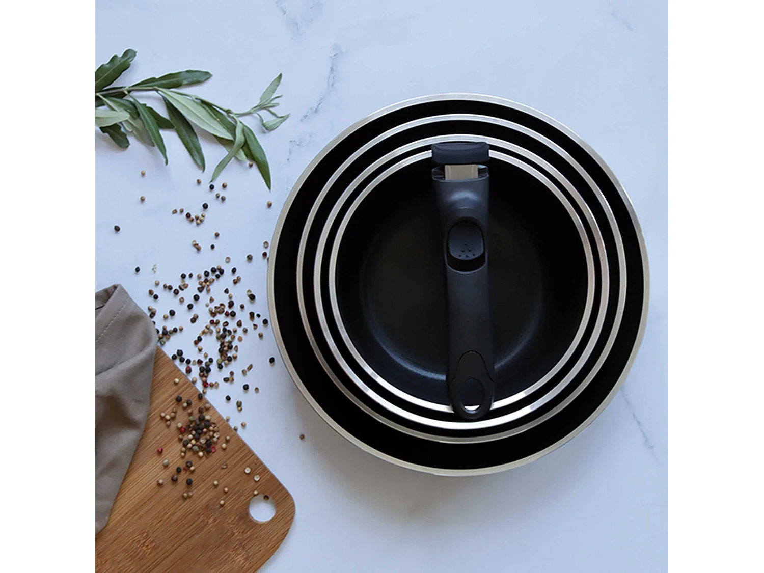 Menastyl - Set 5 Pieces Poeles Et Casseroles Induction Avec Poignee Amovible