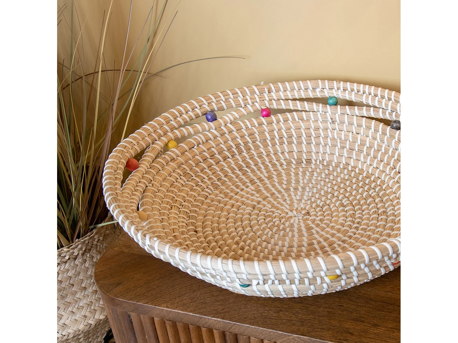 Now's Home - Corbeille Ronde En Jonc De Mer Et Perles De Bois D37xh9cm Milos