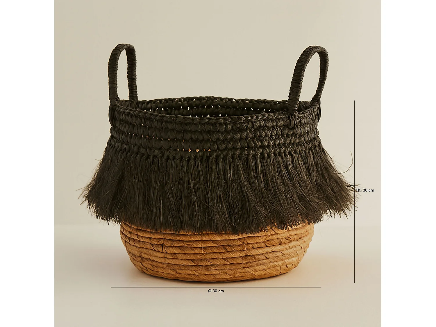 Now's Home - Panier En Abaca Naturel A Franges Noires Petit Diam 30cm X Ht 36cm Zalo