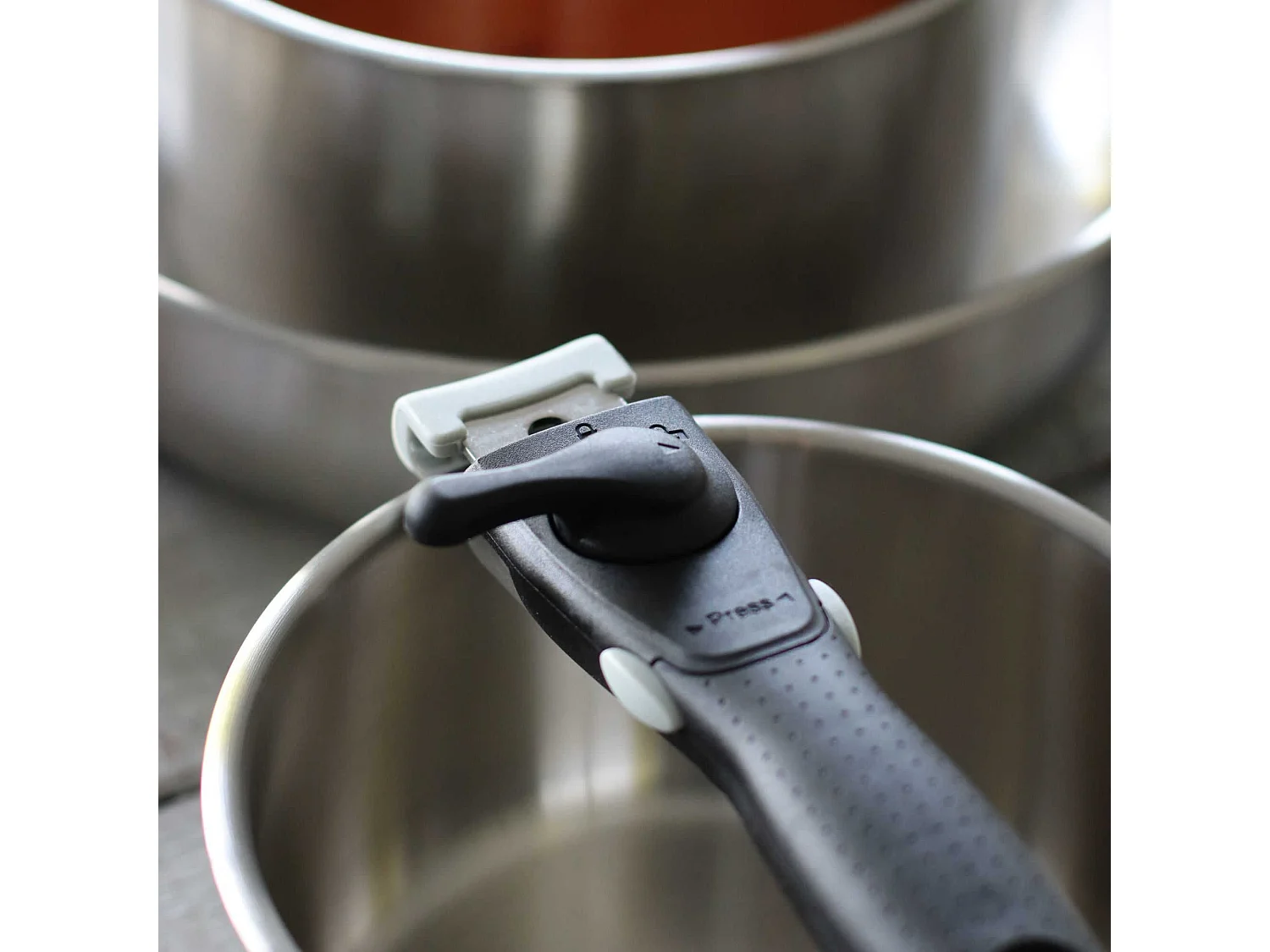 Menastyl - Casserole Amovible Iris 20cm En Inox Et Induction