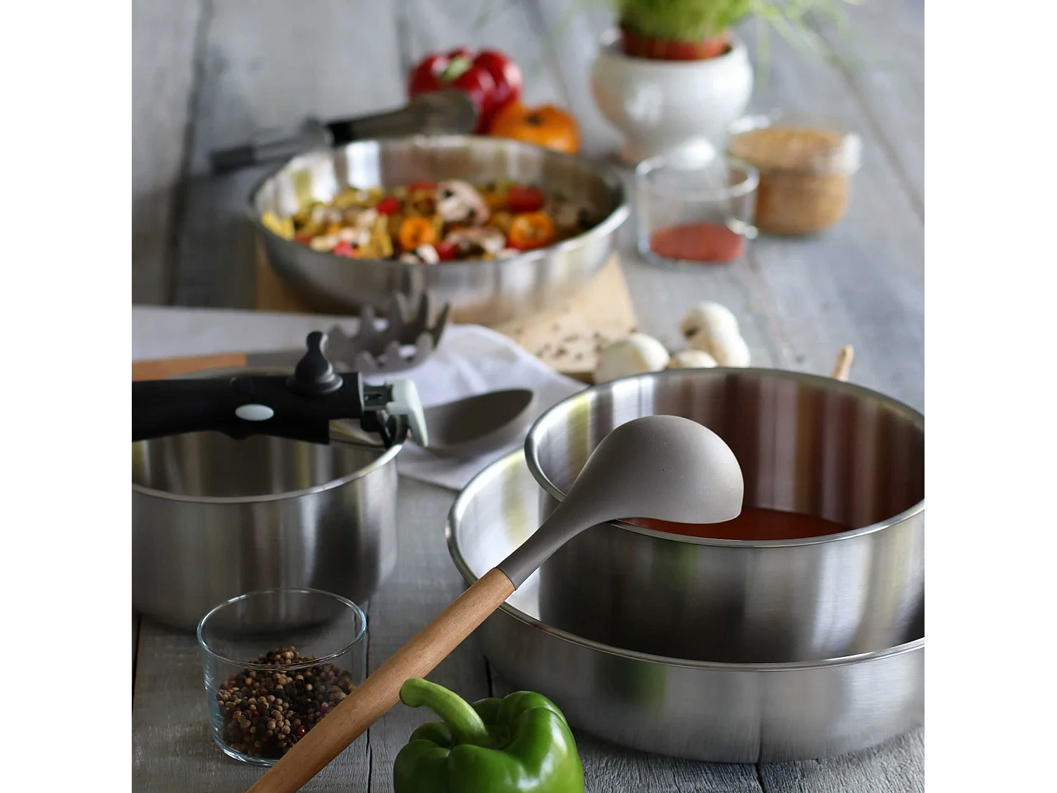 Menastyl - Casserole Amovible Iris 20cm En Inox Et Induction