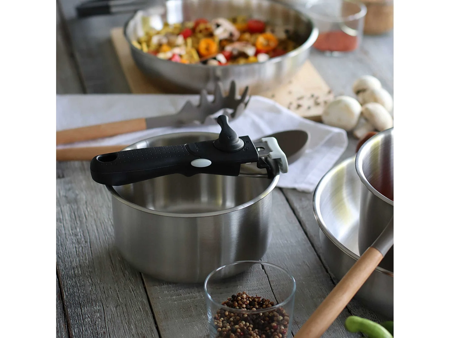 Menastyl - Casserole Amovible Iris 16cm En Inox Et Induction