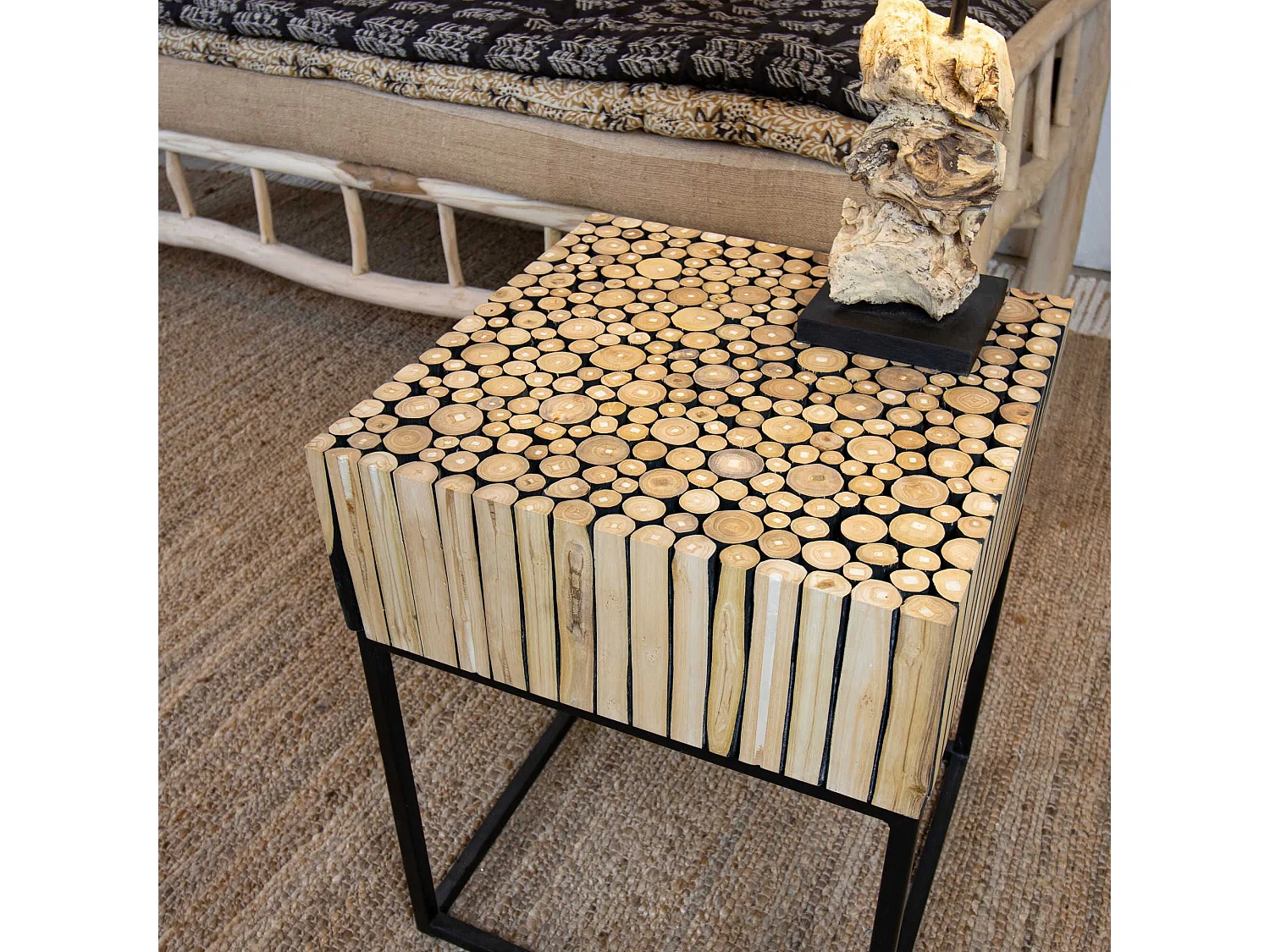 Now's Home - Meuble D'appoint En Branche De Teck Pied Metal Noir 40x40cm Tahaa