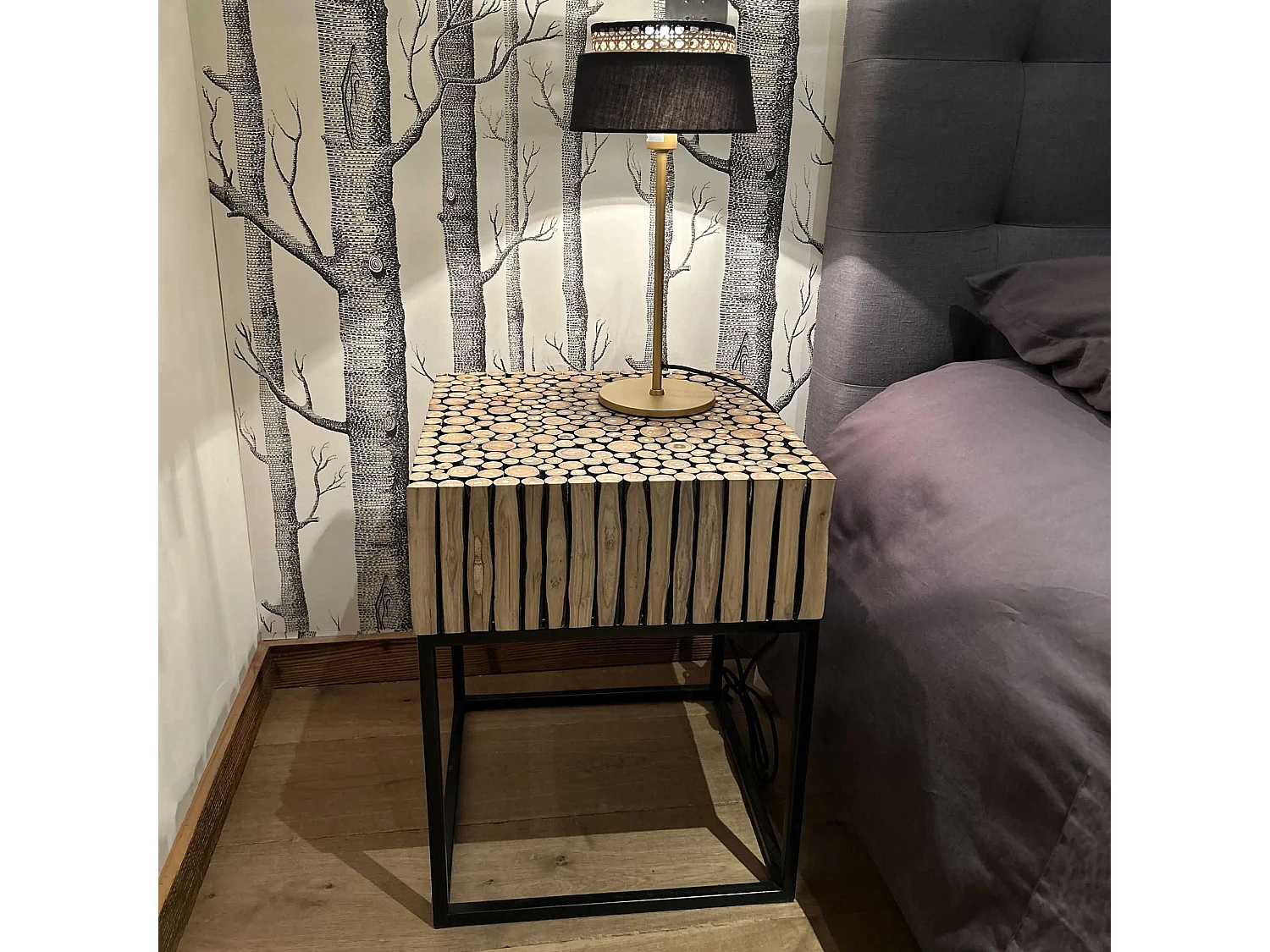 Now's Home - Meuble D'appoint En Branche De Teck Pied Metal Noir 40x40cm Tahaa