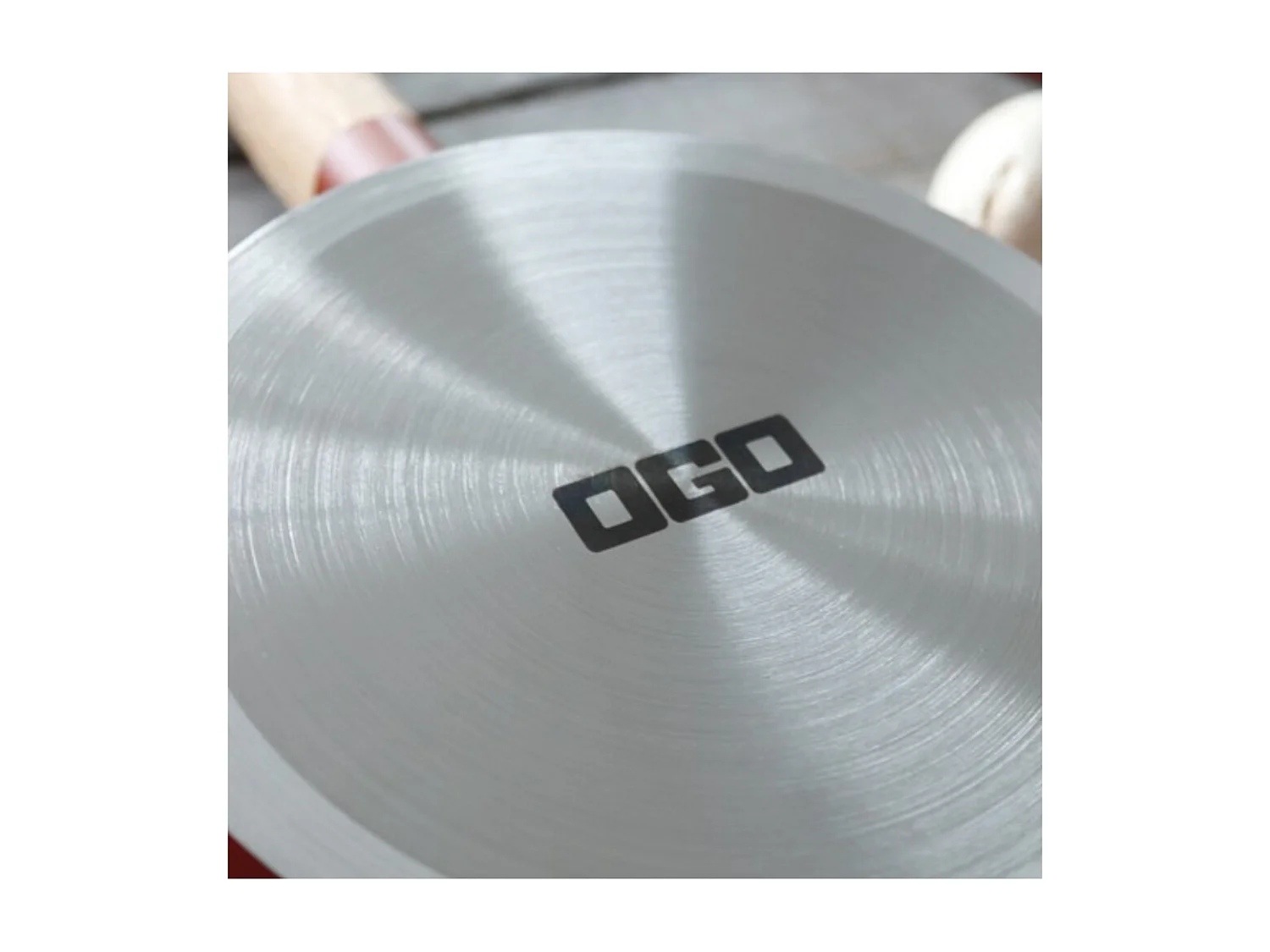 Ogo Living - Poele Ector 20cm En Aluminium Paprika Avec Manche En Bois