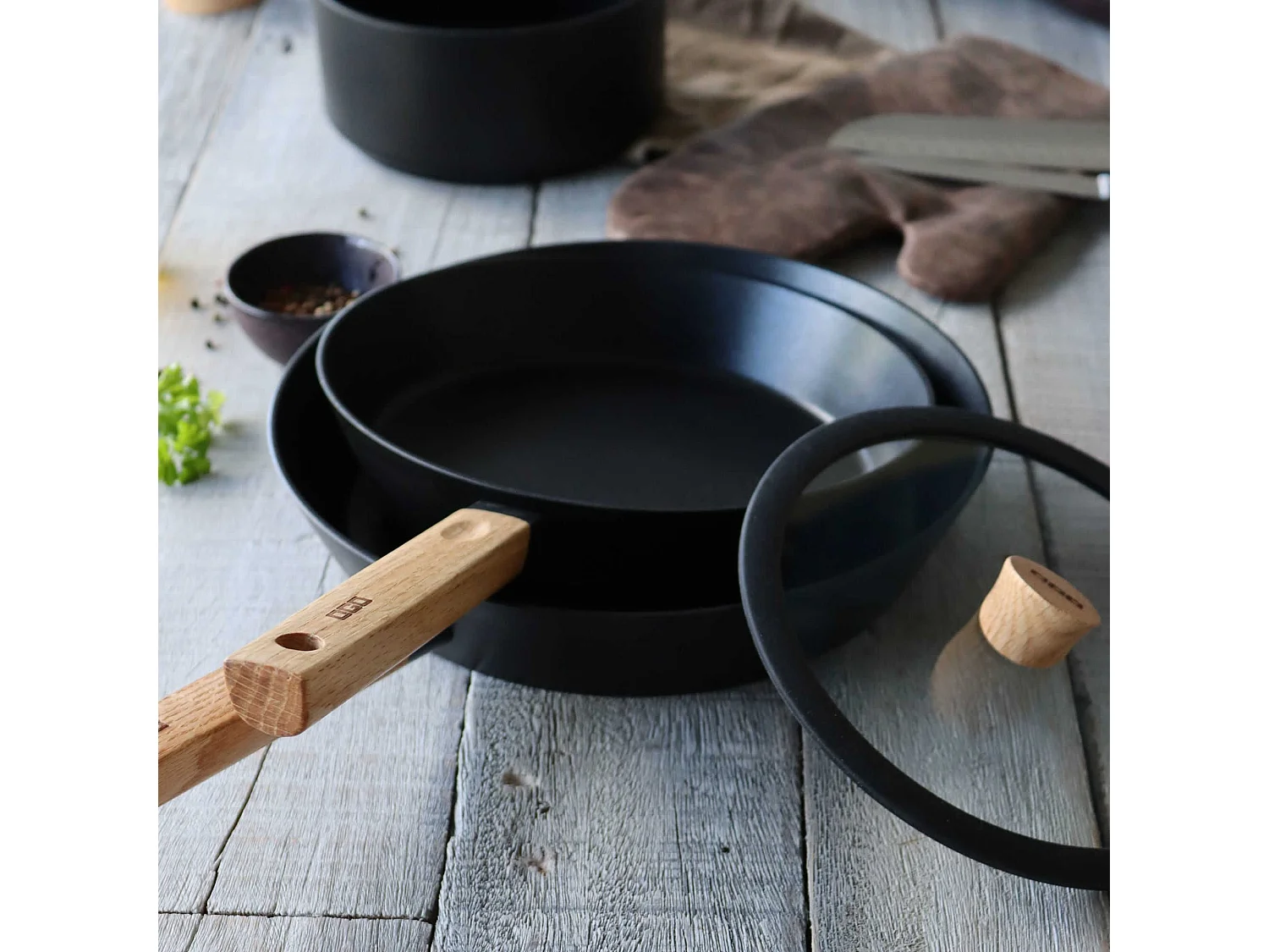 Ogo Living - Poele Ector Induction En Aluminium Et Manche En Bois 24 Cm