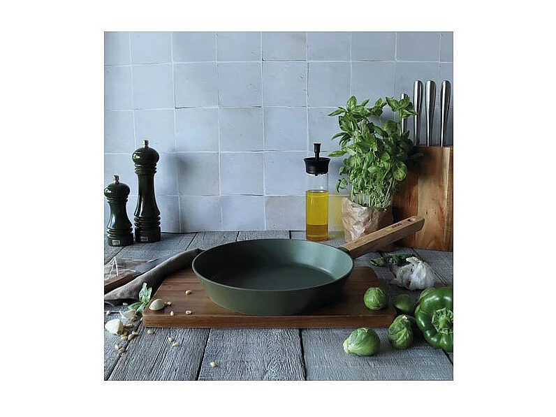 Ogo Living - Poele Ector 24cm En Aluminium Kaki Avec Manche En Bois