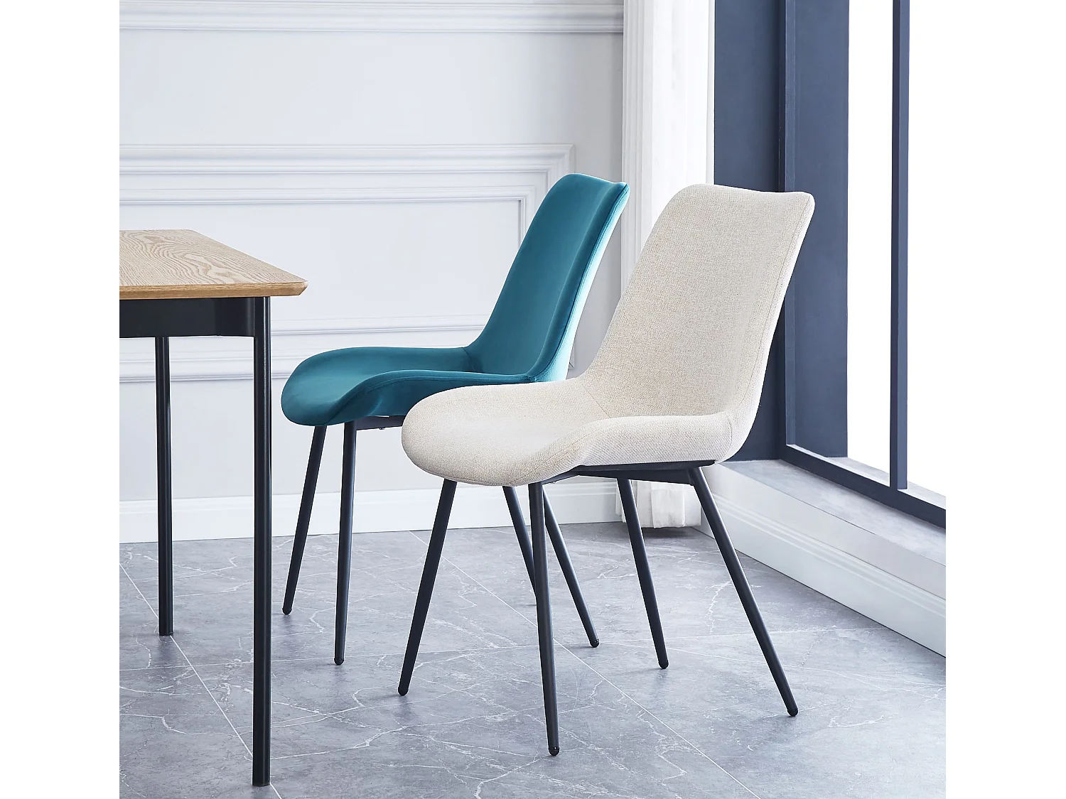 Lot de 2 chaises en métal et tissu beige