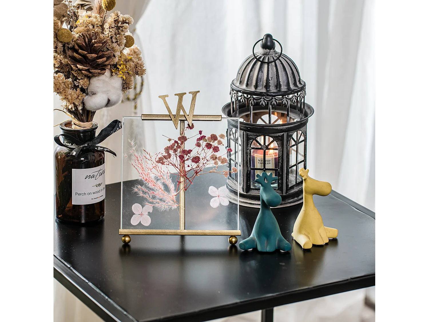 Table d'appoint industrielle en métal noir