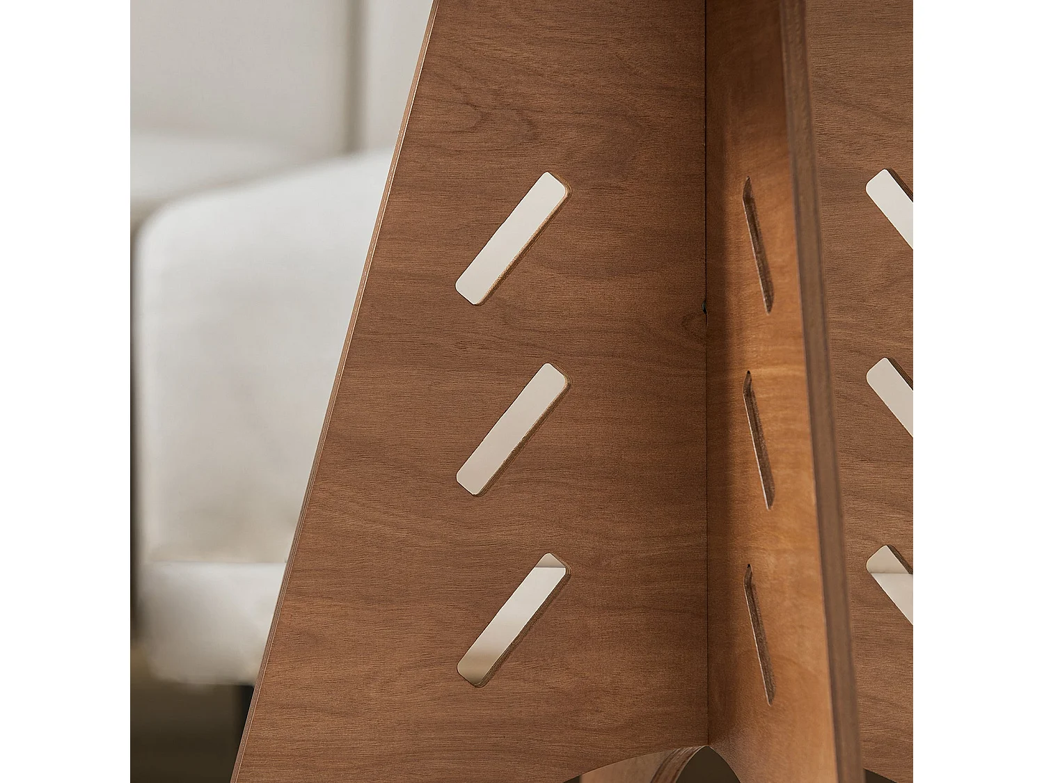 Okrągły stolik boczny HFBT01-BR