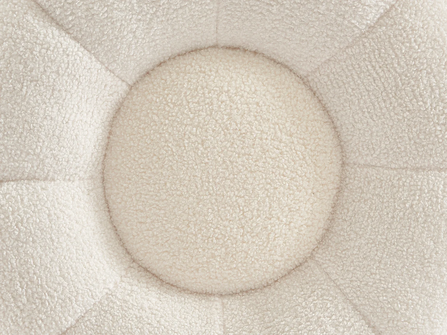 Pouf design fleur en tissu bouclette blanc DELPODA