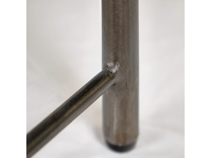 Table basse L. 90 cm plateau effet martelé et pieds métal gris - DIRTY