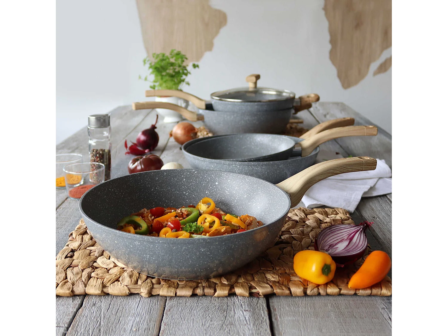 Menastyl - Wok Cannelle 28 Cm Avec Poignées En Bois Clair
