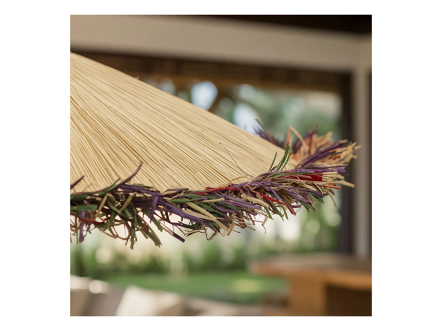 Now's Home - Suspension En Raphia Naturel  Avec Franges Colorees D70x12cm Belaga