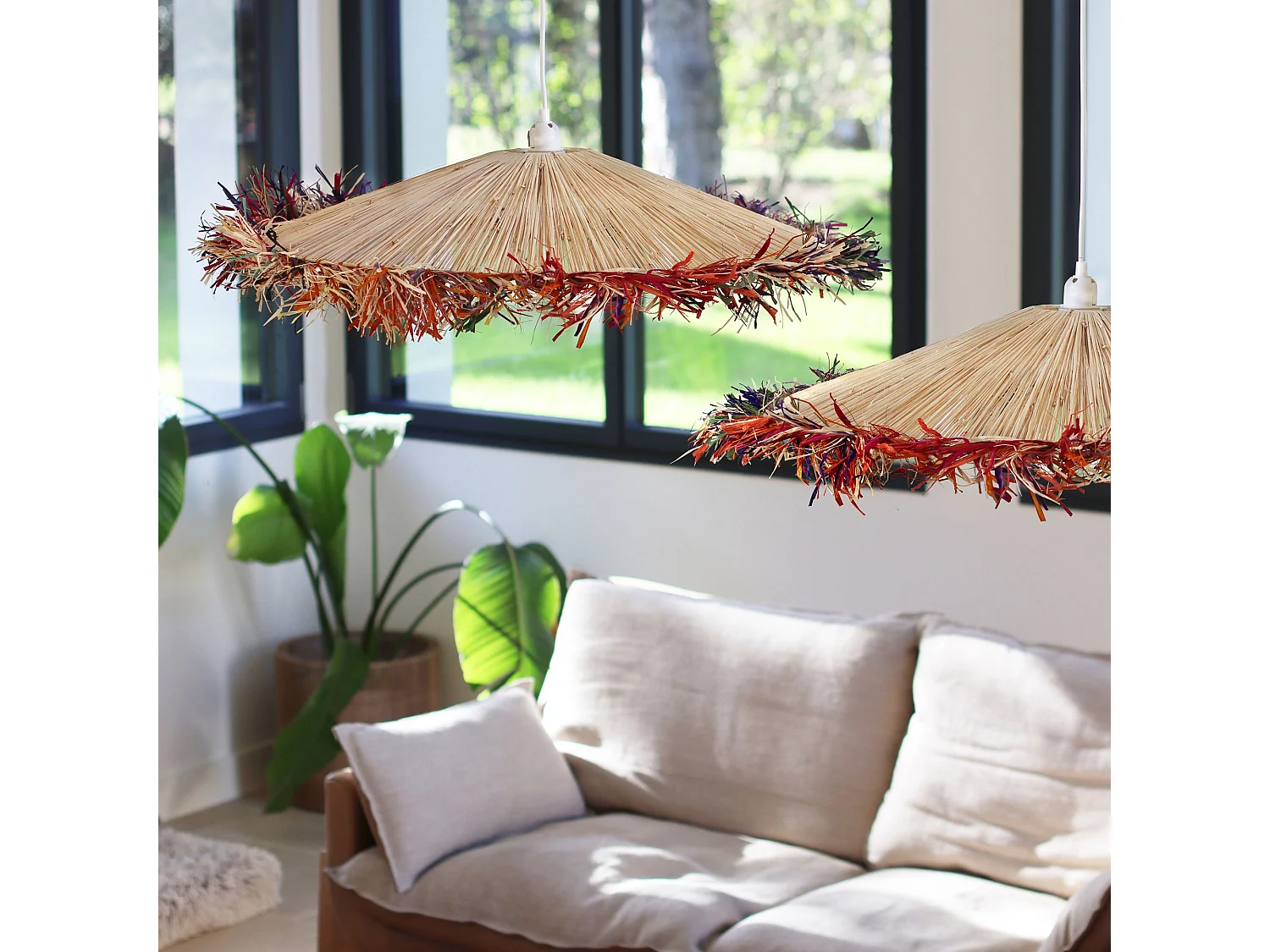 Now's Home - Suspension En Raphia Naturel  Avec Franges Colorees D70x12cm Belaga