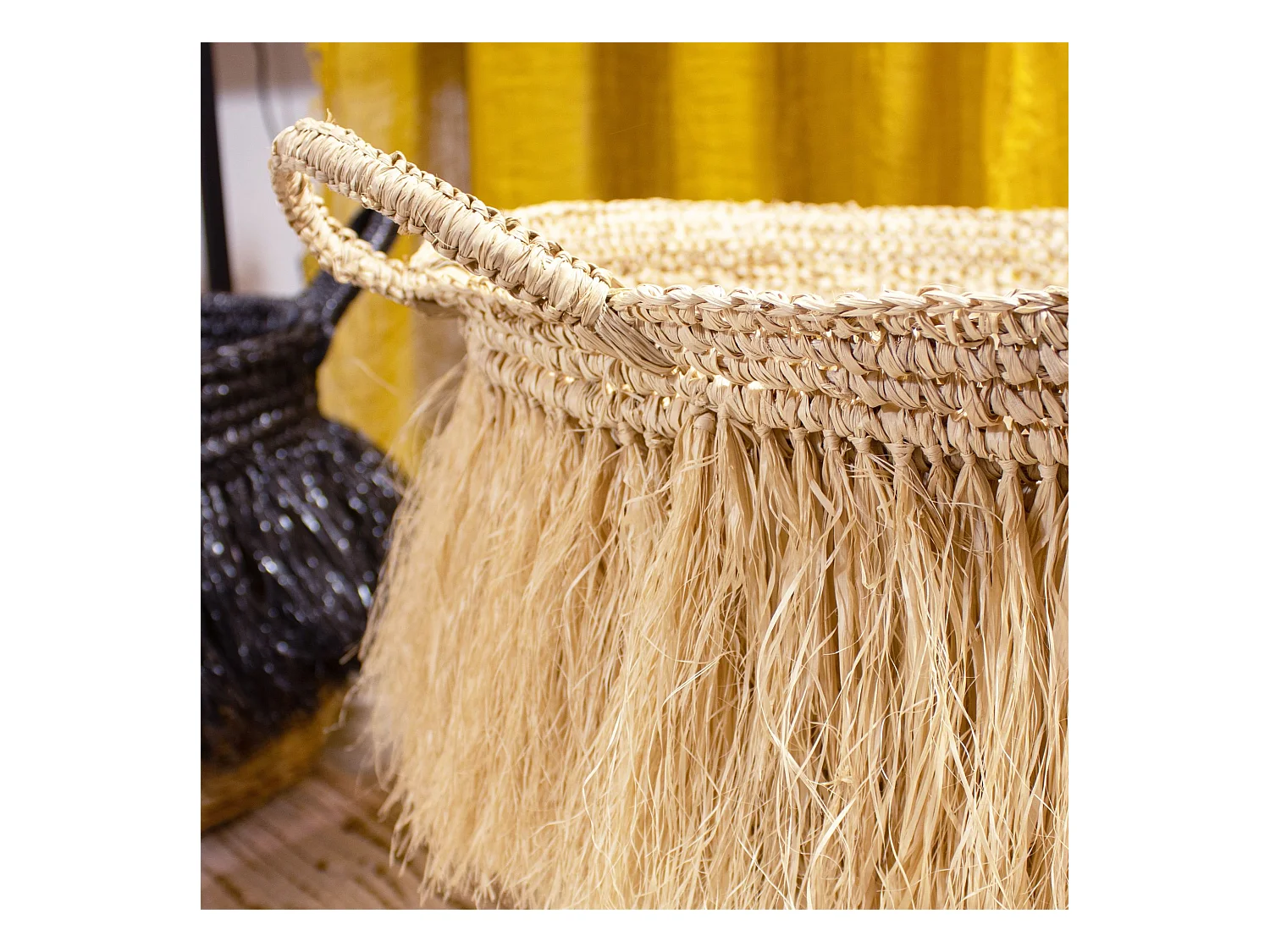 Now's Home - Panier A Franges En Raphia Naturel A Anses Diam48cm X Ht49 Cm Luys