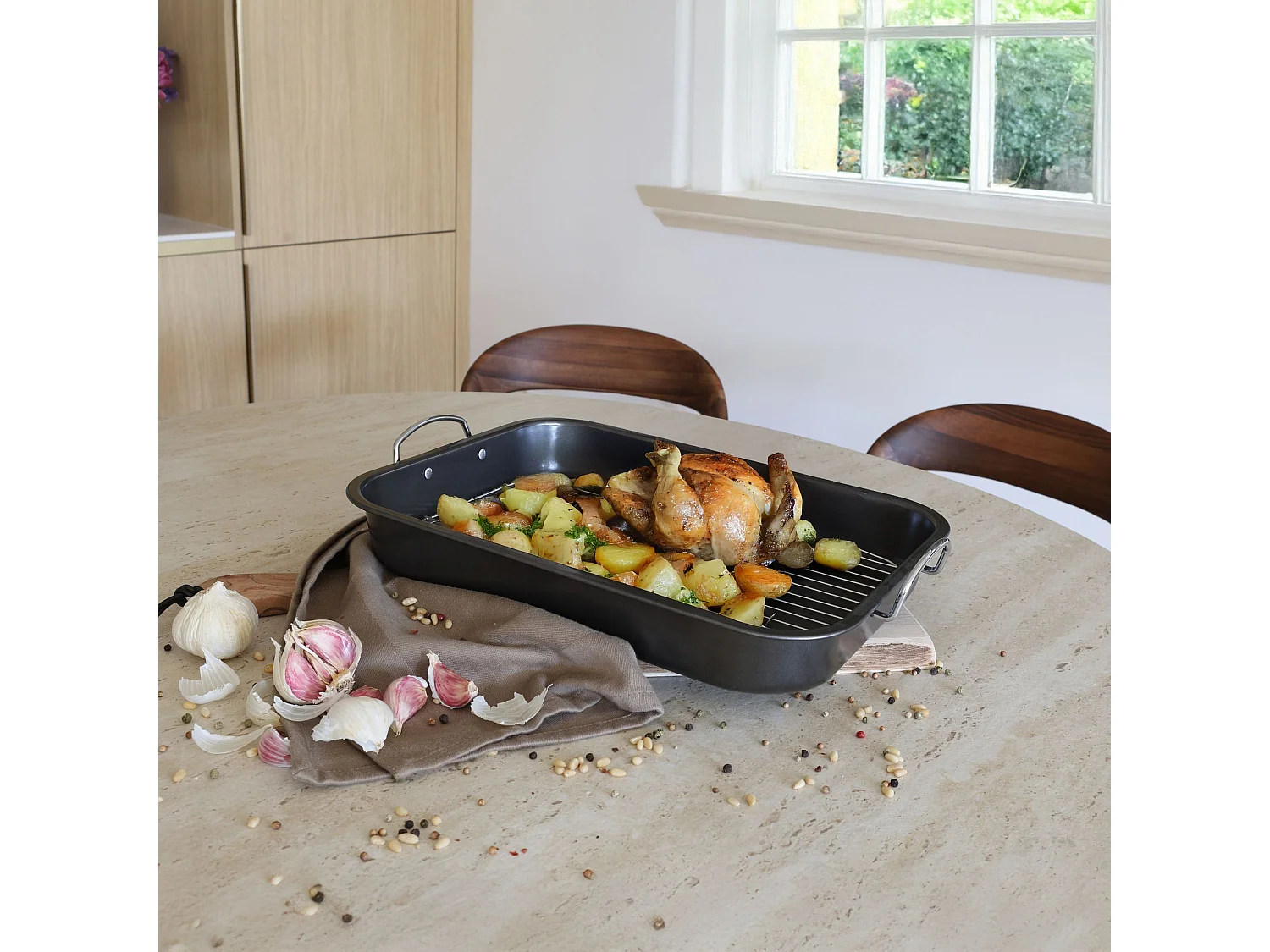 Menastyl - Plat Rotisserie Avec Grille 43,5x29cm Amandine