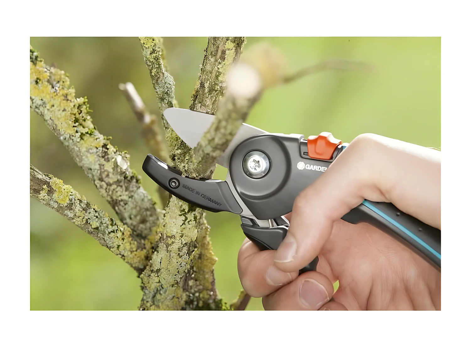 GARDENA Sécateur a enclume Comfort A/M – Ø23m max – Lames a enclume acier inox – Poignée fibre verre – Garantie 25 ans