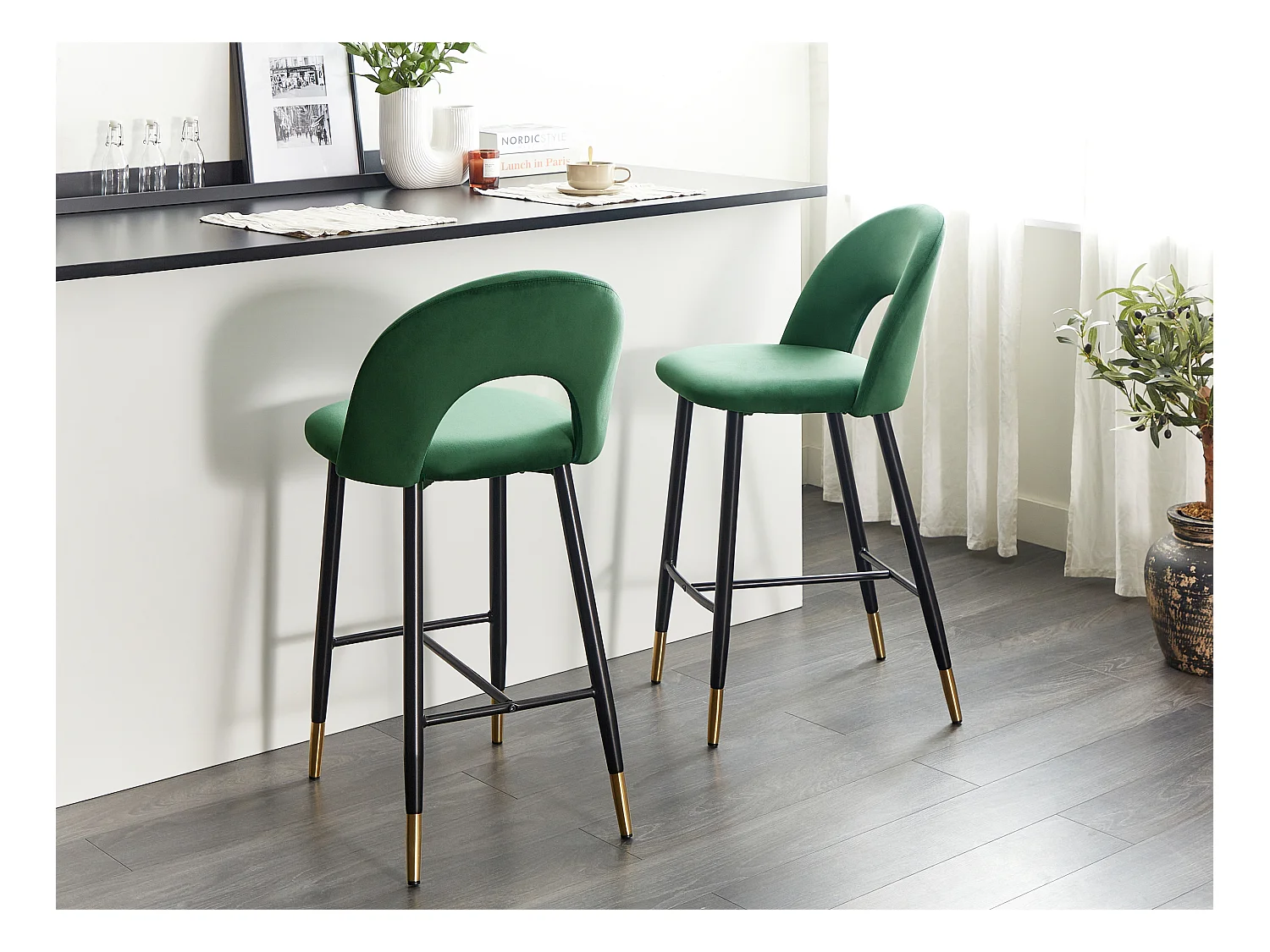 Set mit 2 Barstühlen FALTON Samtstoff Smaragdgrün