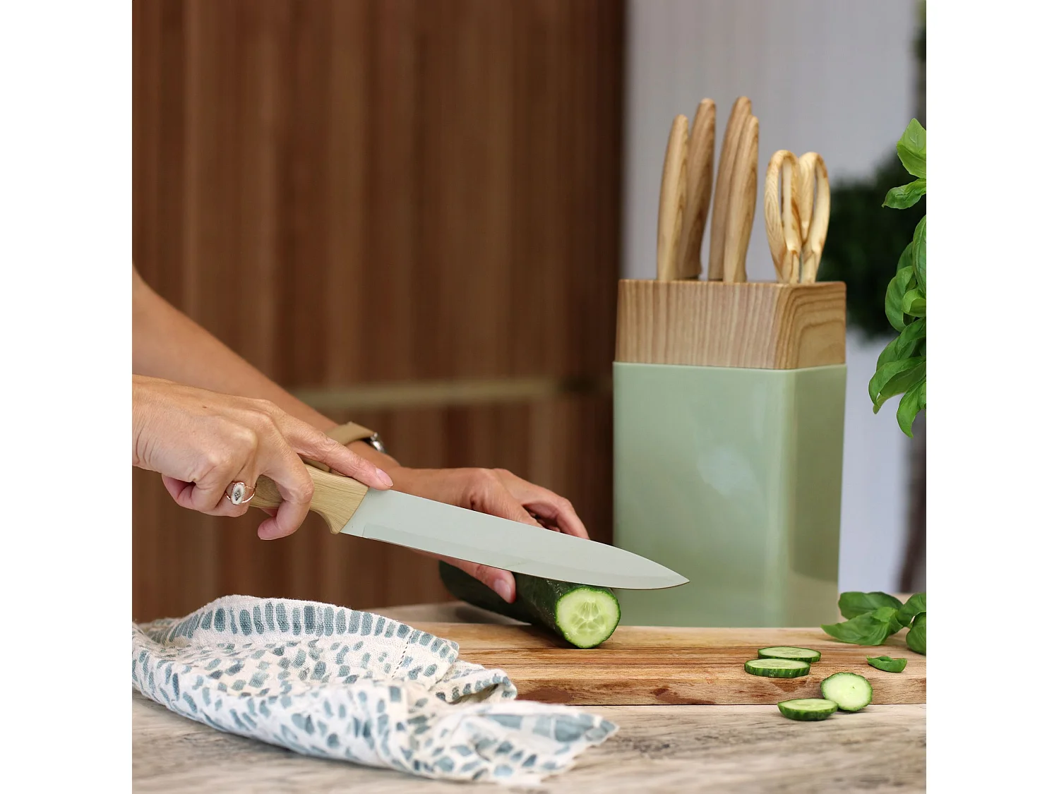 Menastyl - Bloc A Couteaux 6 Pieces En Polypropylene Celadon Et Effet Bois