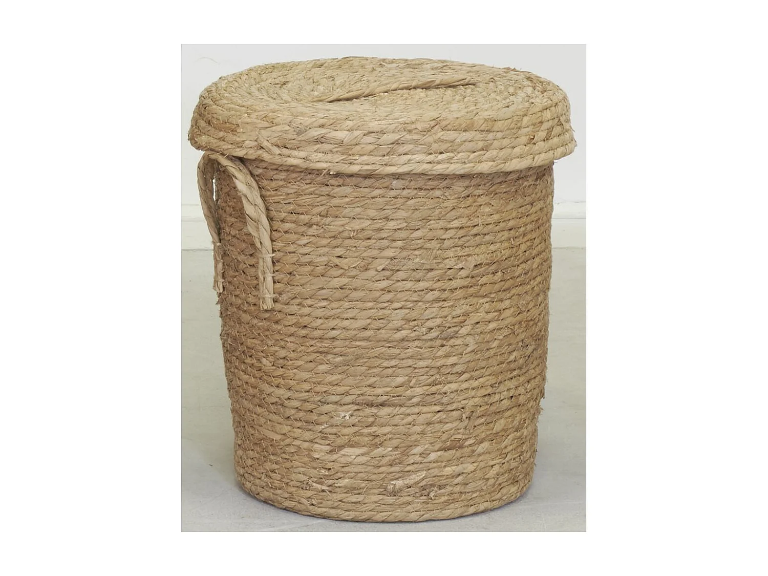 Lot 2 coffres + 1 poubelle en jonc naturel