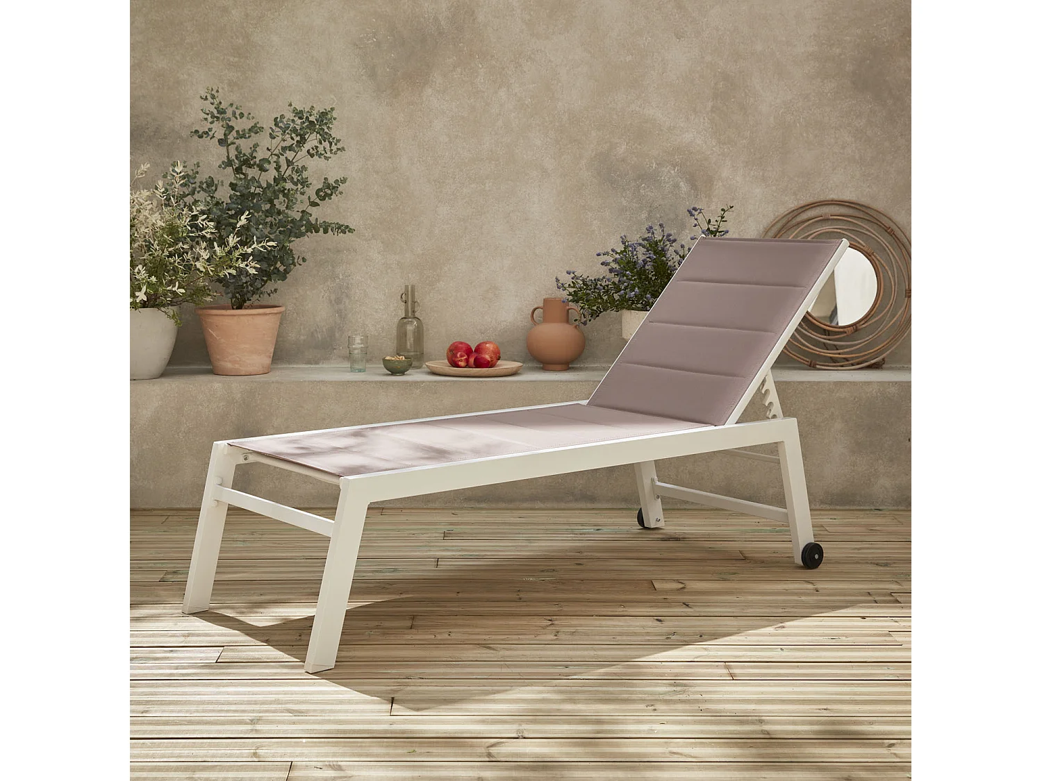 bain de soleil - Solis - Transat textilène matelassé et aluminium 6 positions. structure blanche. textilène taupe