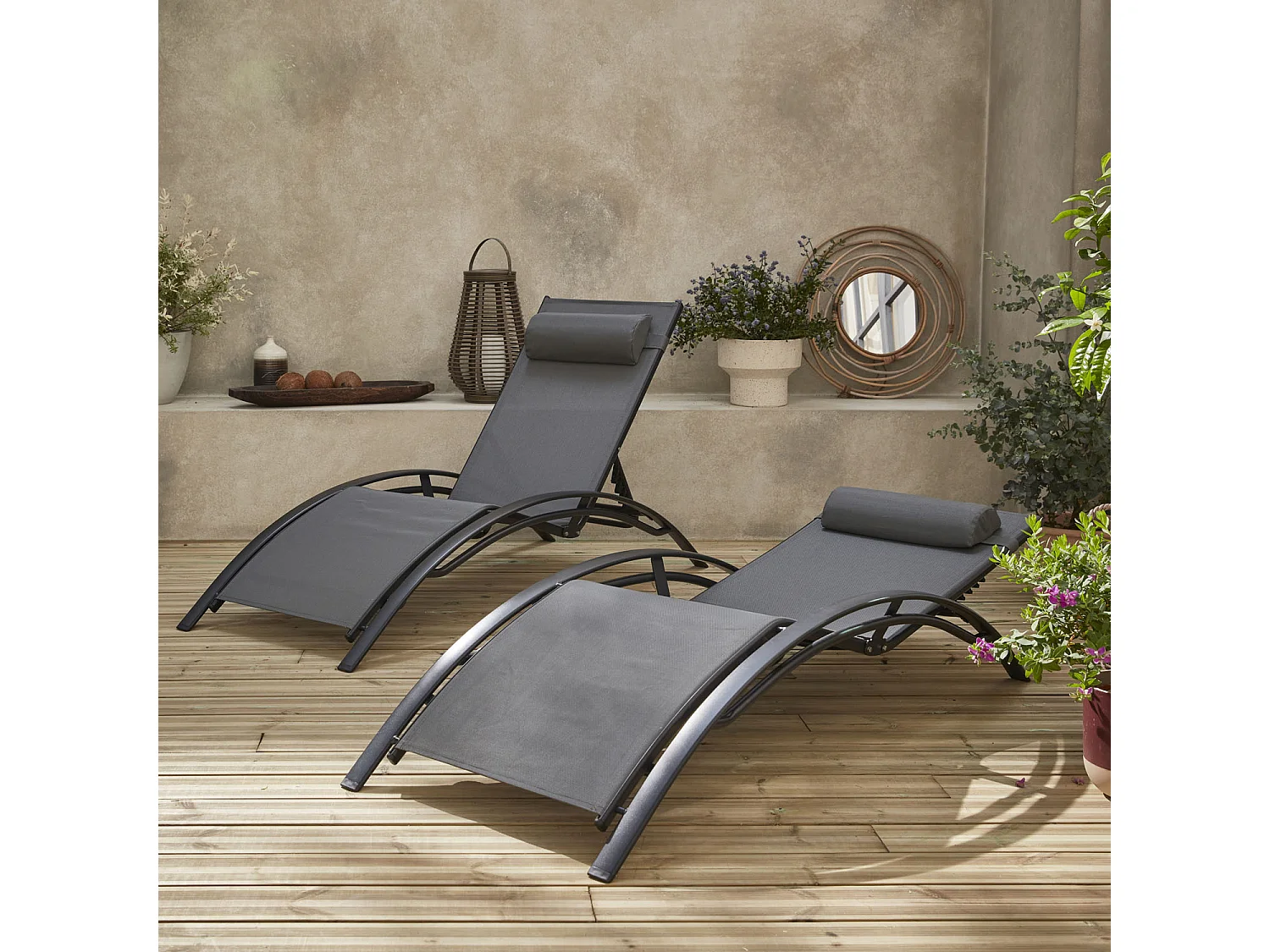 Set di 2 lettini prendisole in alluminio textilene, multiposizione,