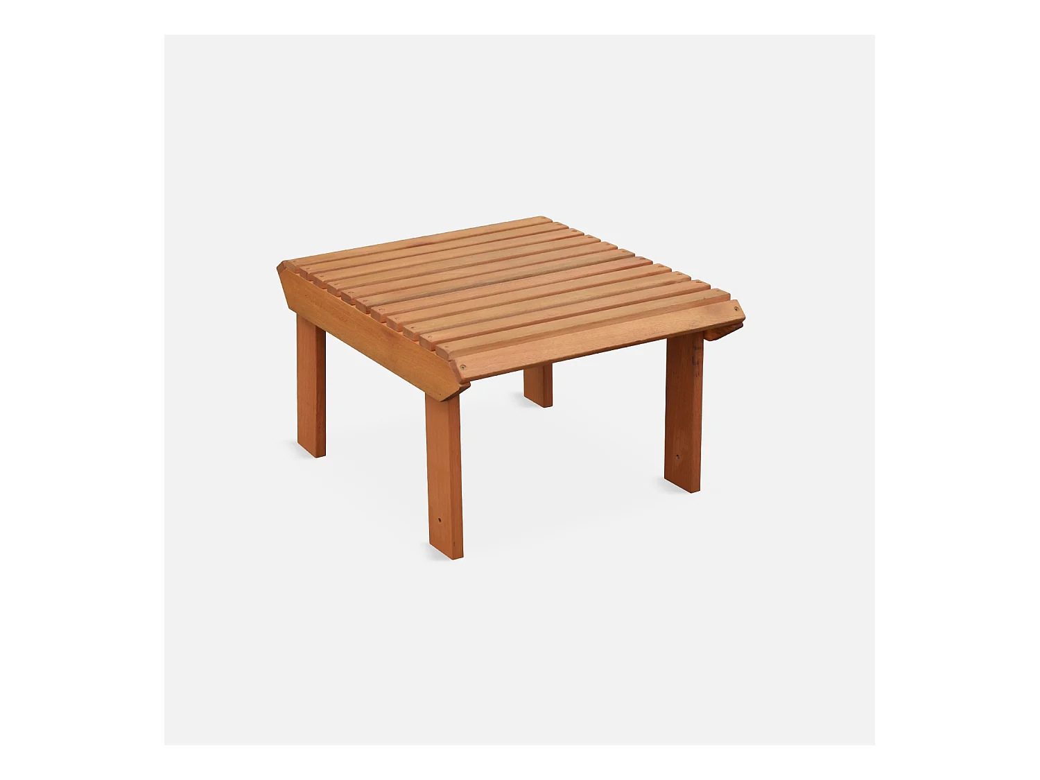 Sillón de jardín y mesa de centro con patas de madera madera