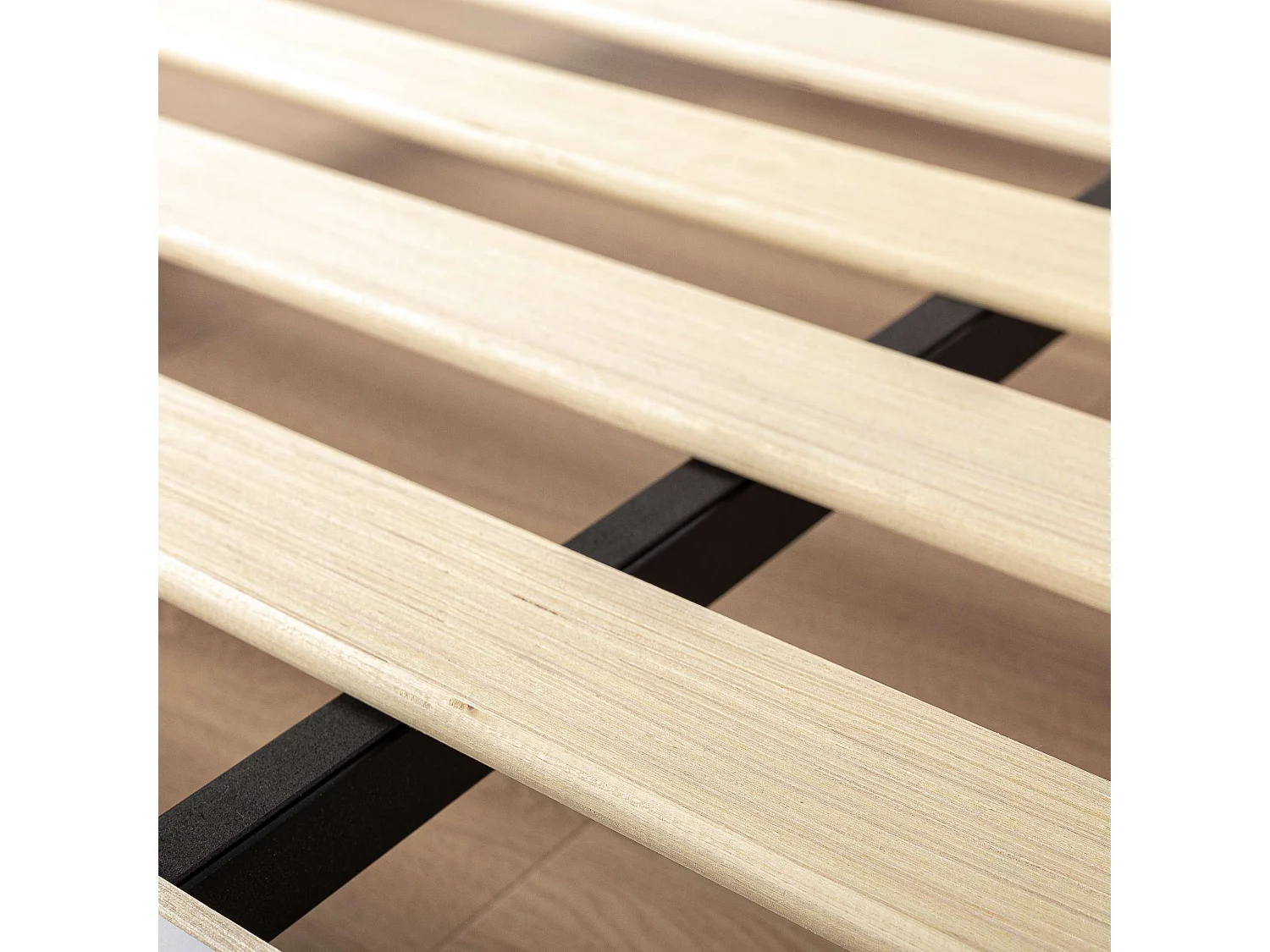 Lit 140 x 190 cm en bois et en métal - lit double - noir - Suzanne