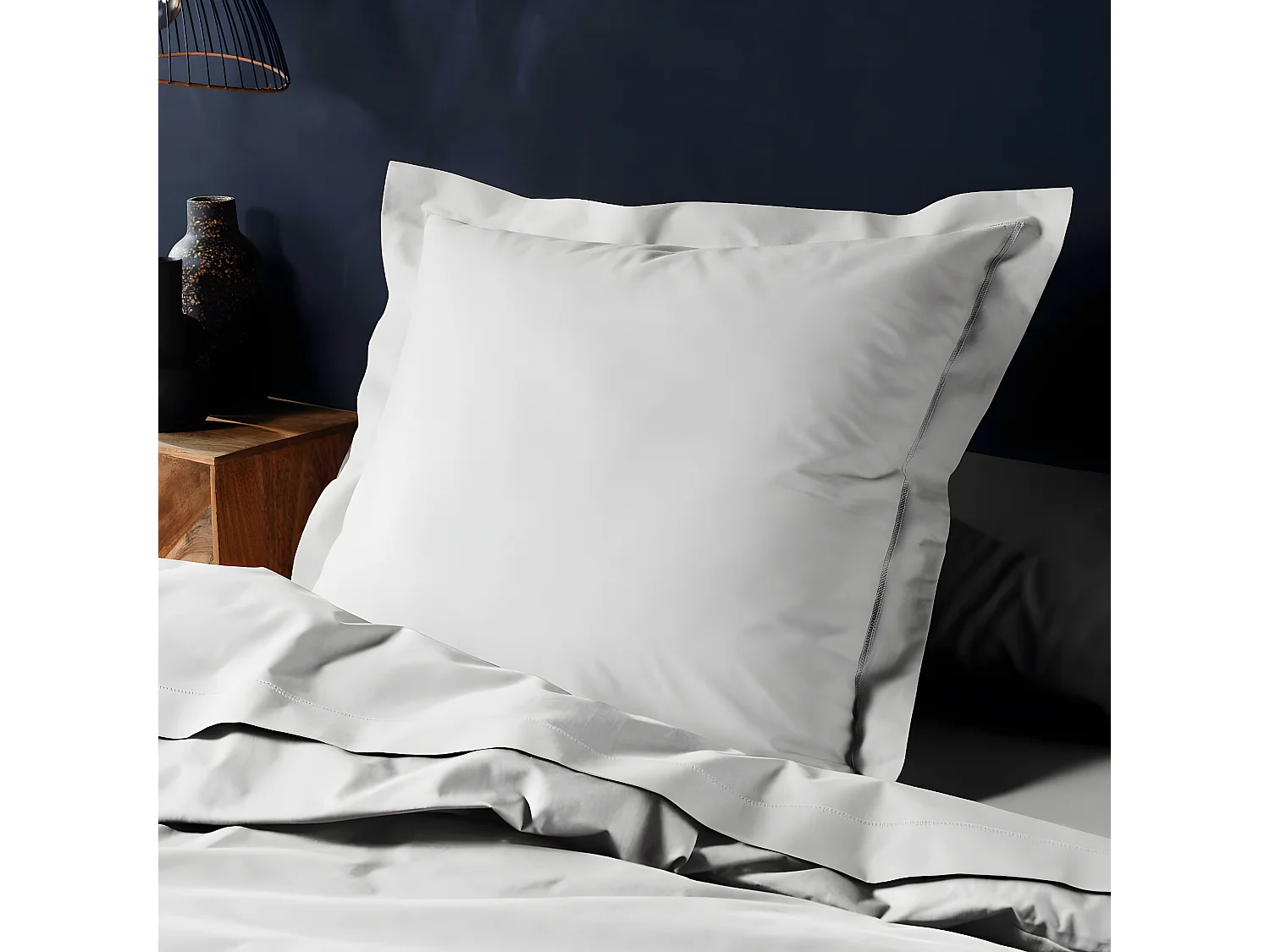 Federa "Lina" 63x63cm Bianca in Cotone Certificato Oeko-Tex