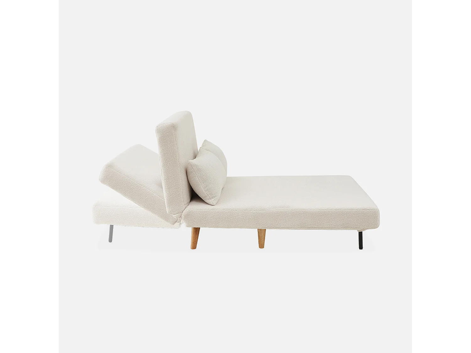 Canapé convertible en tissu bouclettes crème - Guesta - 2 places scandinave. pieds bois foncé. banquette. dossier inclinable