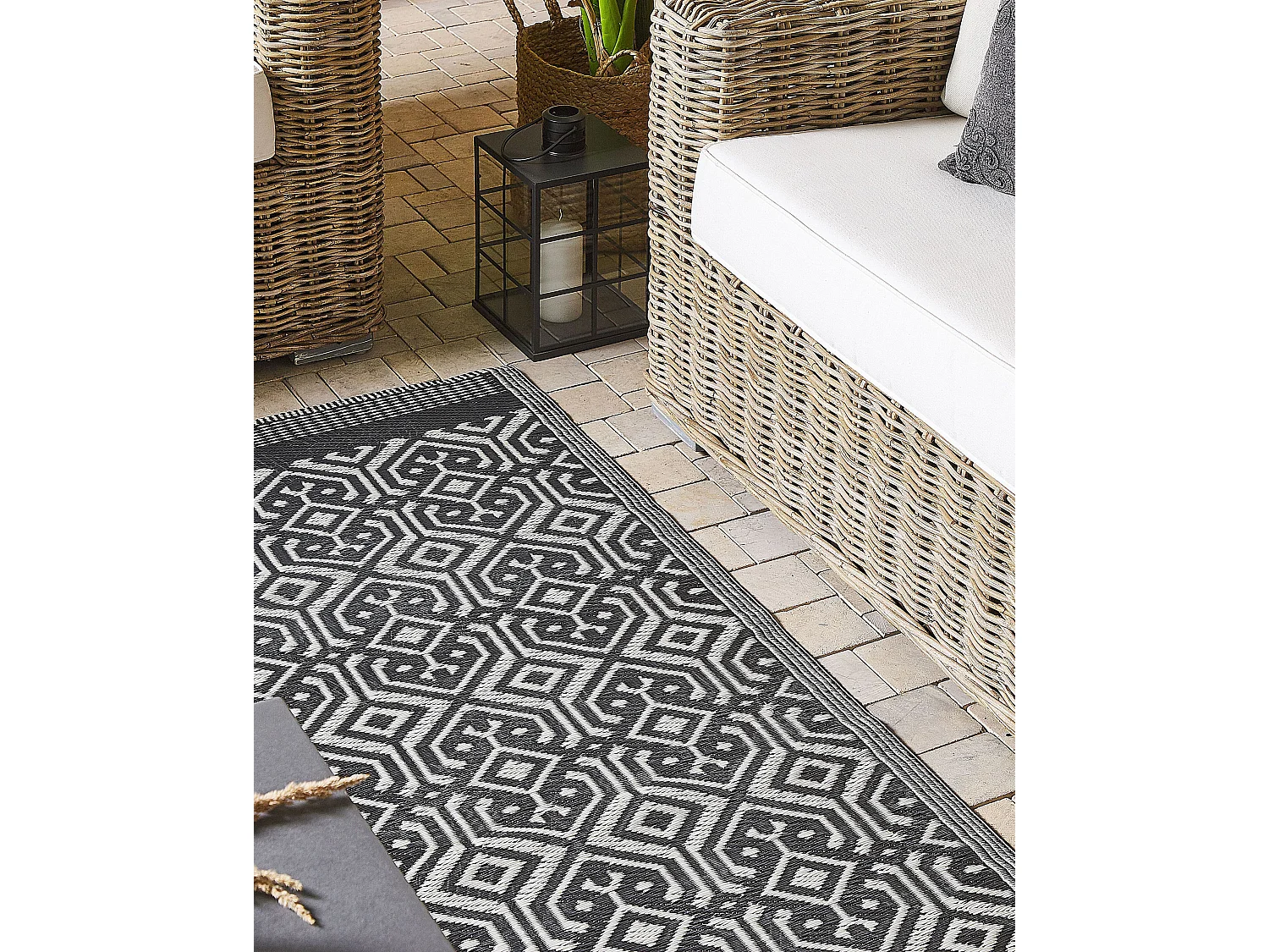 Vloerkleed polypropyleen zwart 120 x 180 cm BARMER