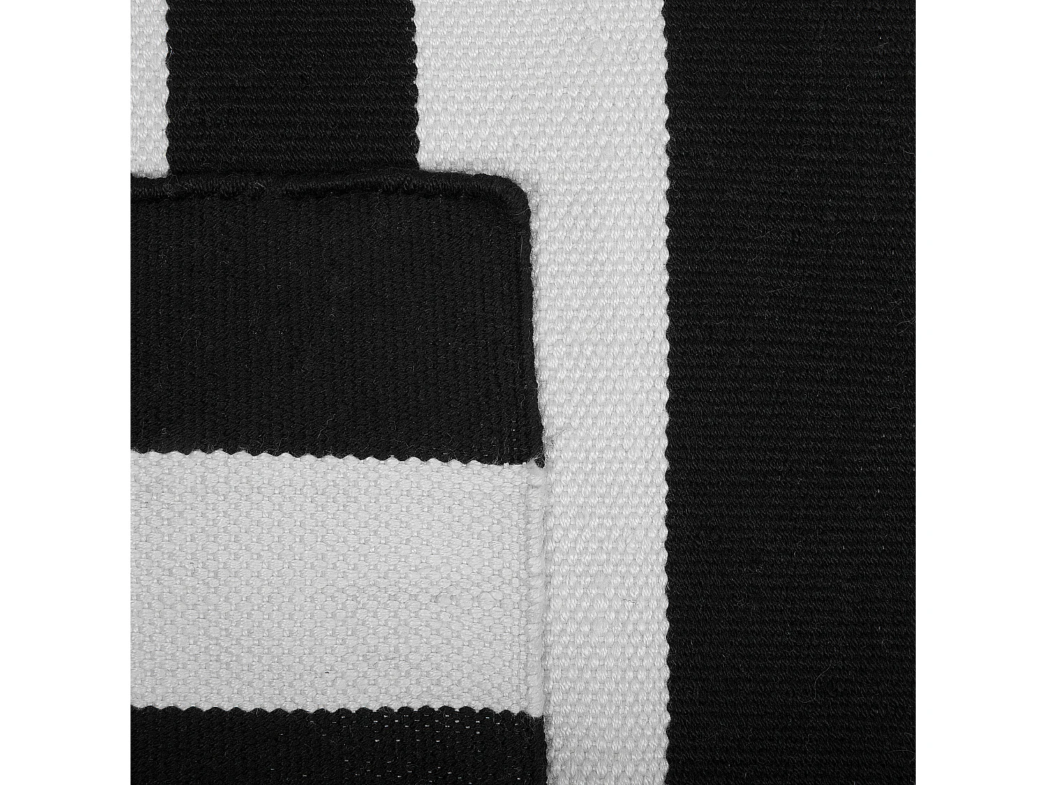 Tapete de exterior TAVAS 160 x 230 cm Preto/Branco