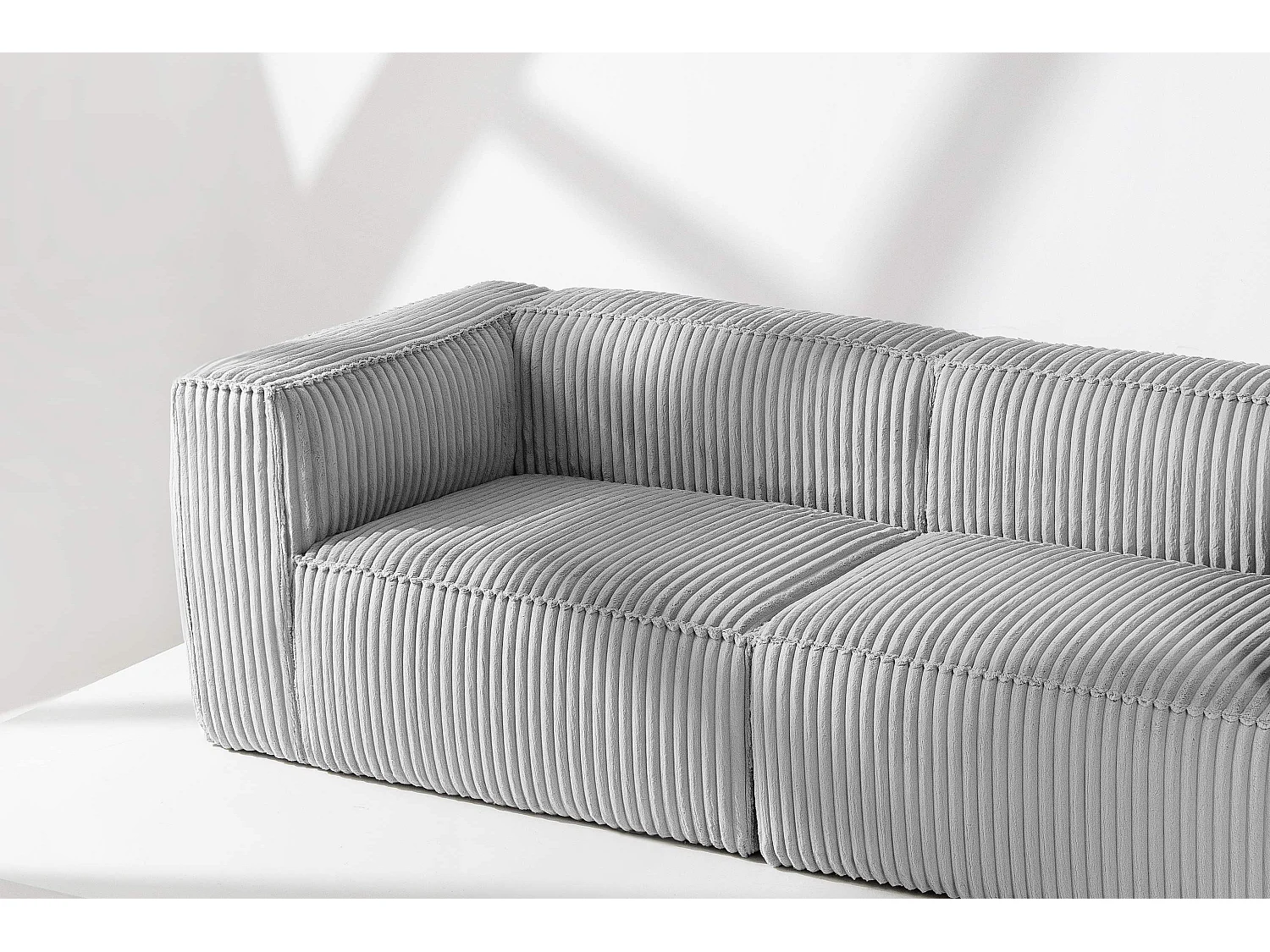 Canapé contemporain 3 places en velours côtelé large - gris clair - FEROX