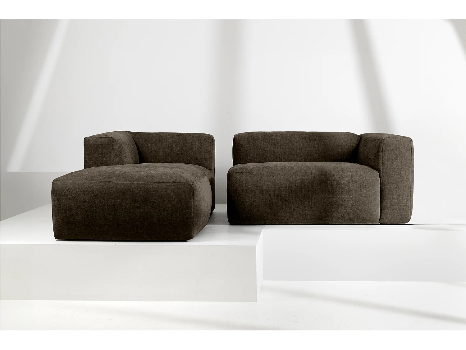 Canapé d'angle gauche 3/4 places avec assise extrêmement moelleuse et confortable - Marron - BUFFO