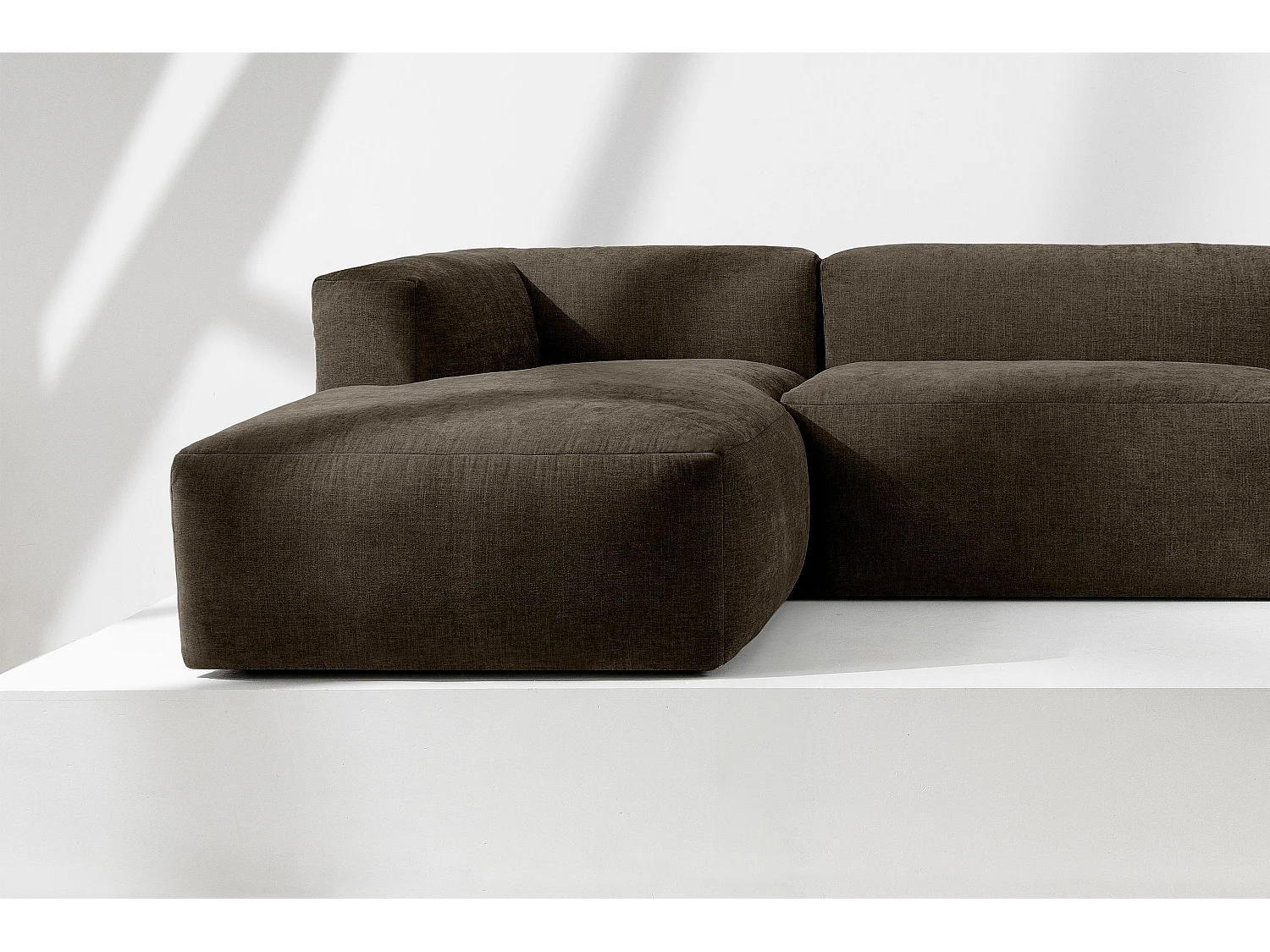 Canapé d'angle gauche 3/4 places avec assise extrêmement moelleuse et confortable - Marron - BUFFO