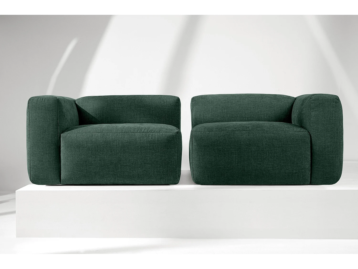 Canapé 2,5 places avec assise extrêmement moelleuse et confortable - bleu marine - BUFFO