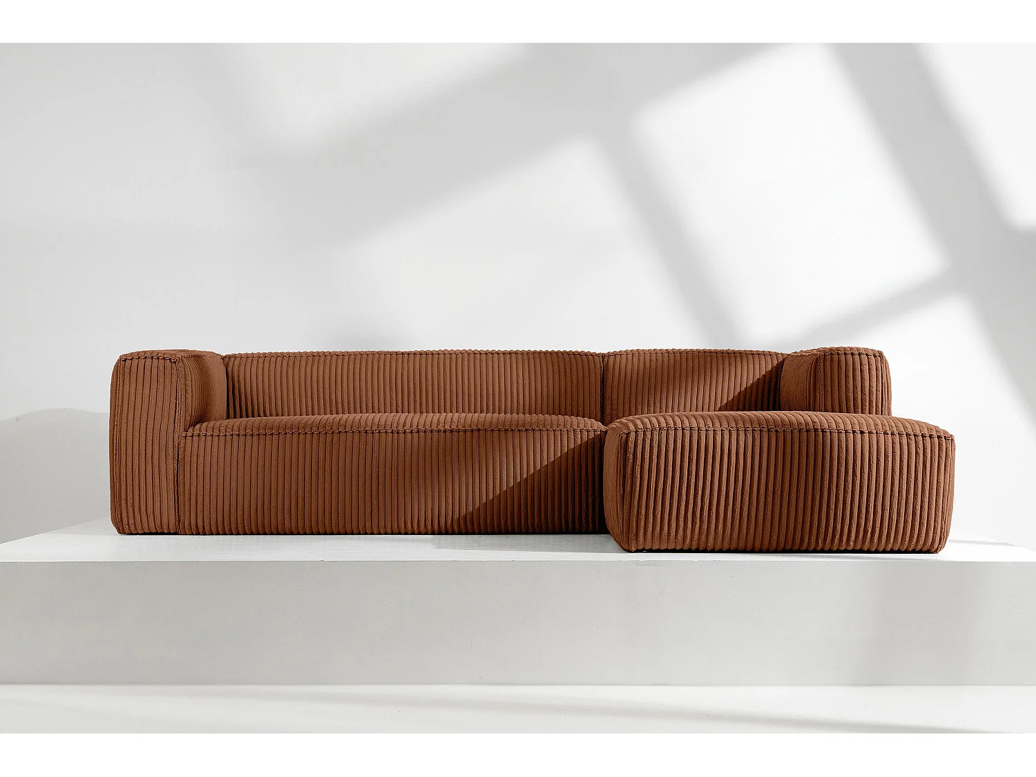 Modernes Ecksofa Rechts aus breitem Cordstoff - rot - FEROX