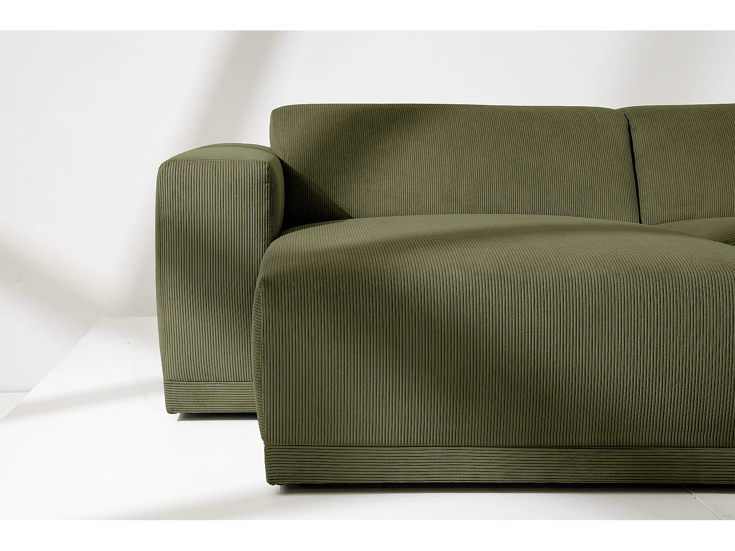 Ecksofa Links in moderner Optik mit hochwertigem Kaltschaum  - Grün - MUDI