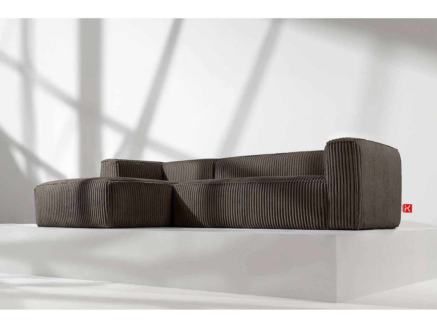 Modernes Ecksofa Links aus breitem Cordstoff - braun - FEROX