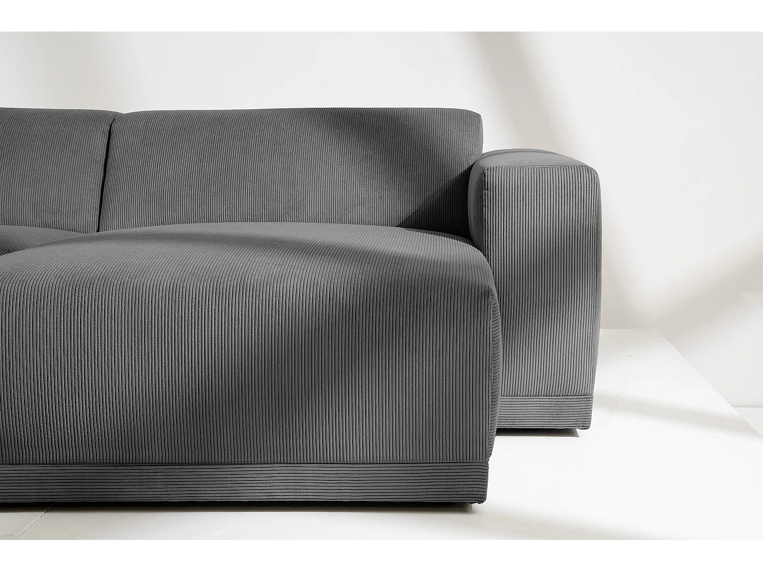 Ecksofa Rechts in moderner Optik mit hochwertigem Kaltschaum  - grau - MUDI