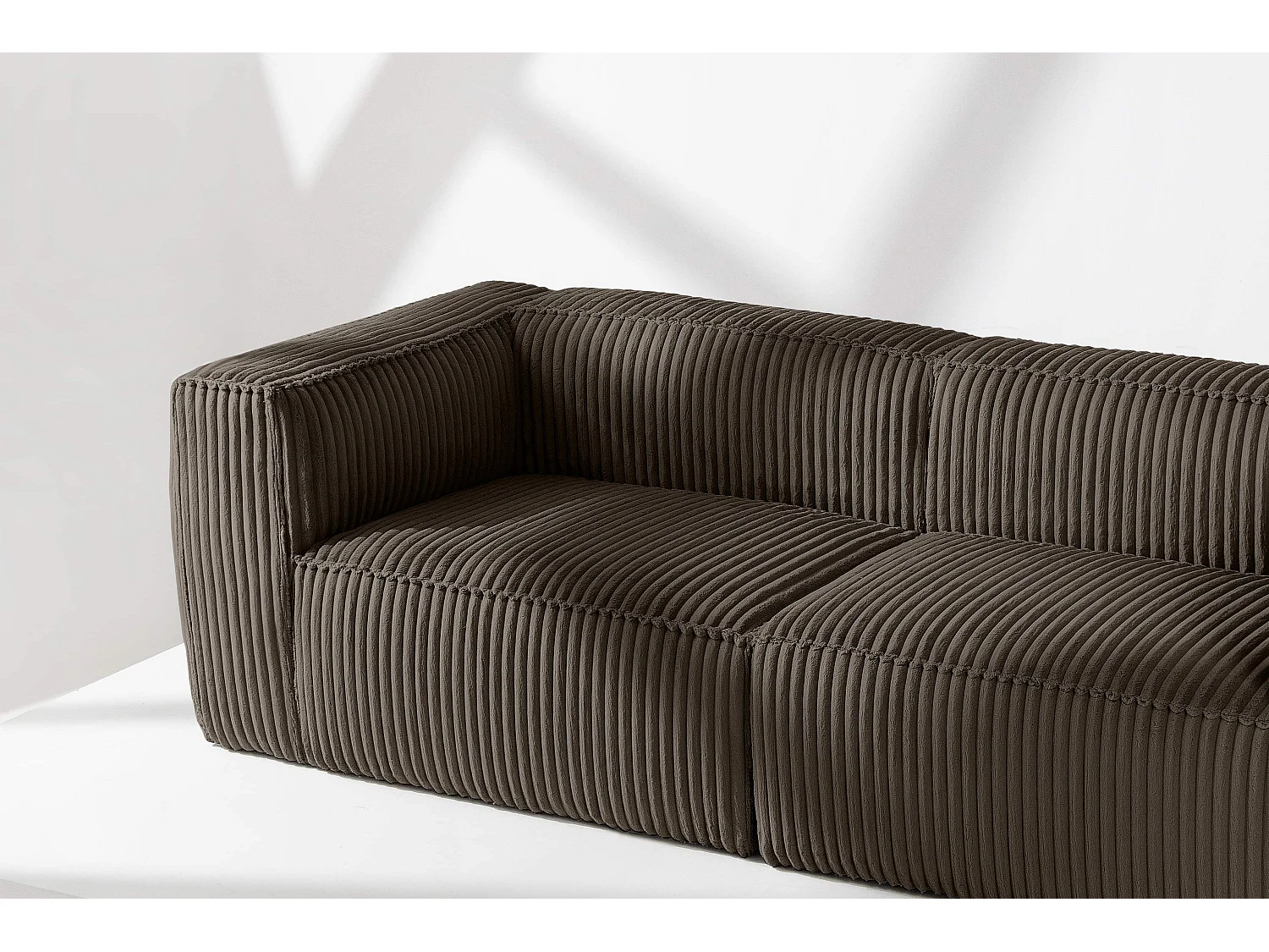 Modernes Sofa 3 Sitzer aus breitem Cordstoff - braun - FEROX
