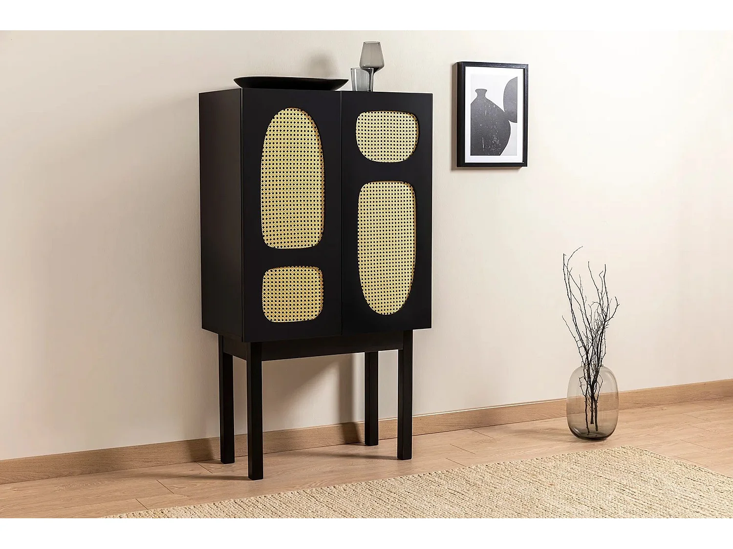 Aparador – 135 cm altura – 75 cm largura – Preto – Aglomerado