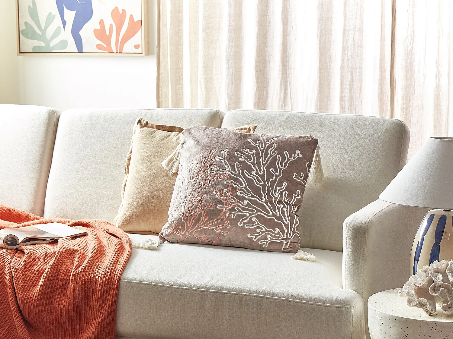 Coussin MAZZAELLA Velours 45 x 45 cm Taupe Motif de plante