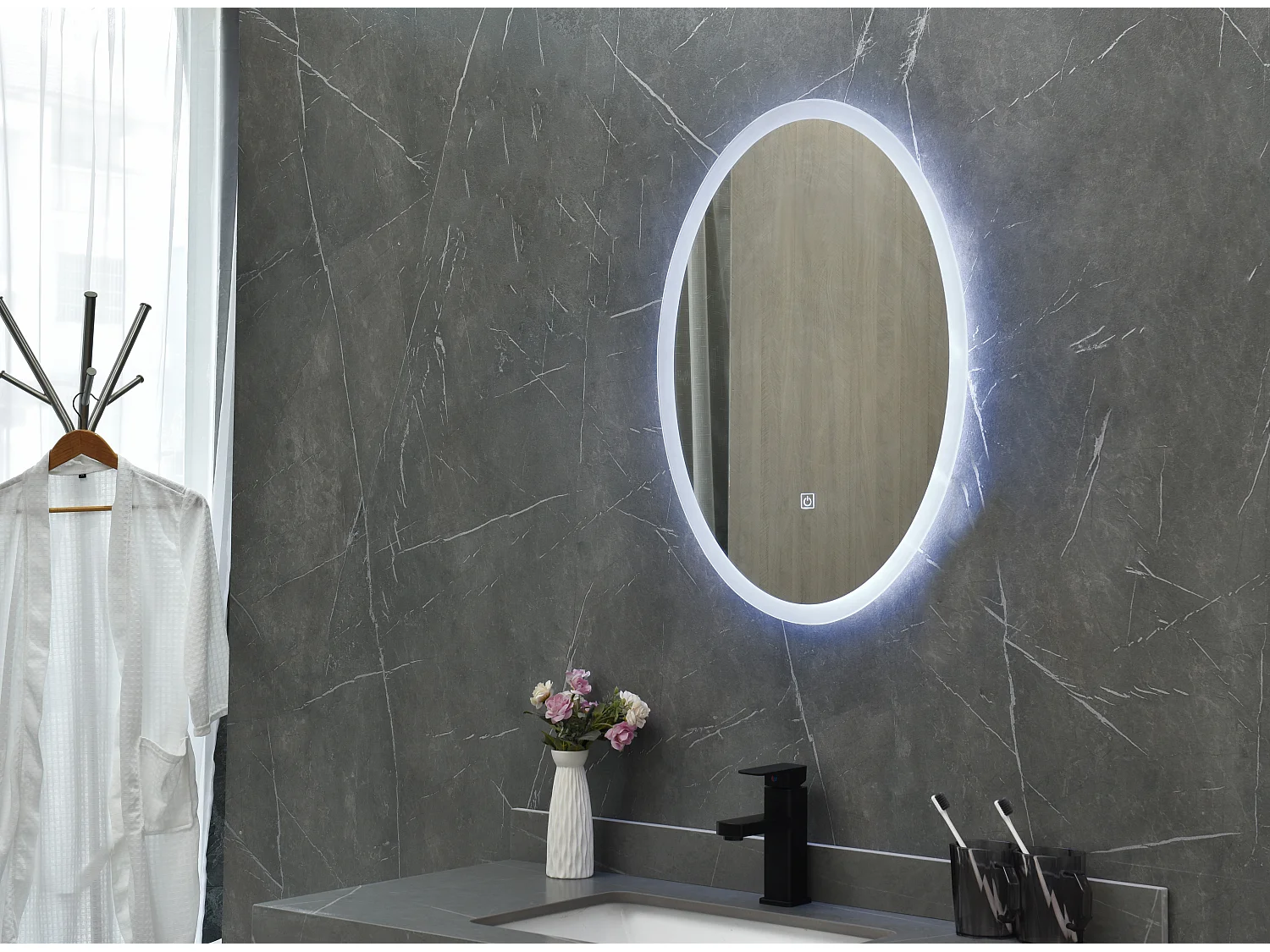 LuxuryBain Ovaal LED Badkamerspiegel 50x70cm met Touch Schakelaar en Dimbaar Licht