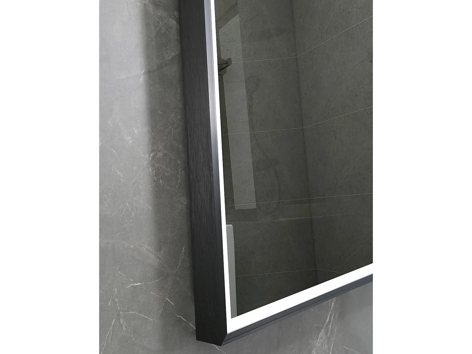 LuxuryBain- Miroir de salle de bain LED avec cadre en aluminium noir - 130x60cm LB-126080