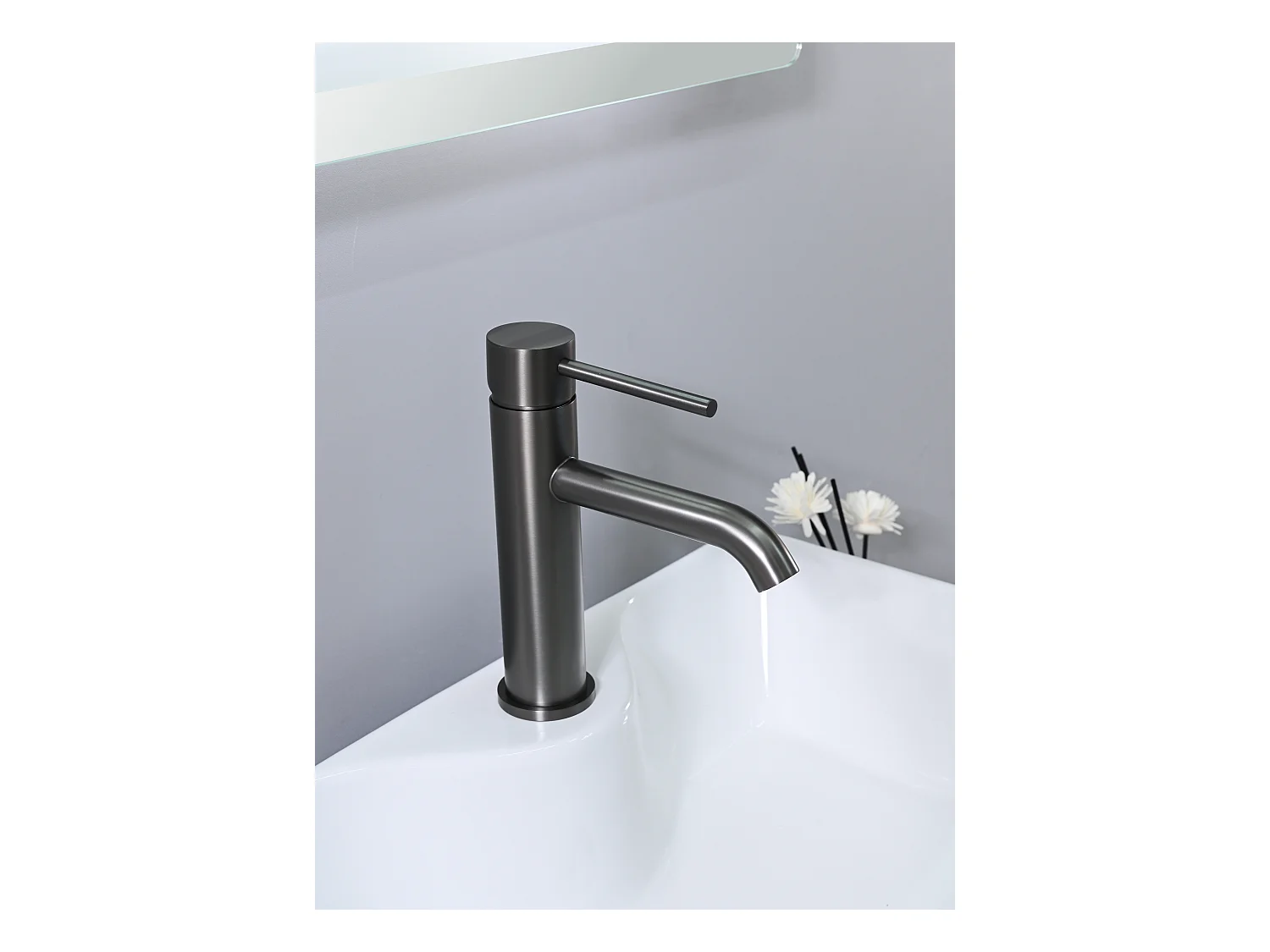 LuxuryBain- Mitigeur, robinet de lavabo pour salle de bain design et moderne (Gris brossé)