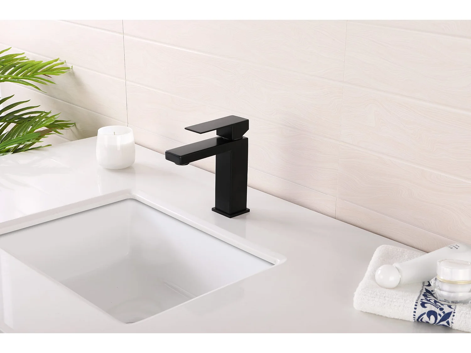 LuxuryBain- Robinet, mitigeur de lavabo pour salle de bain carré (Noir)