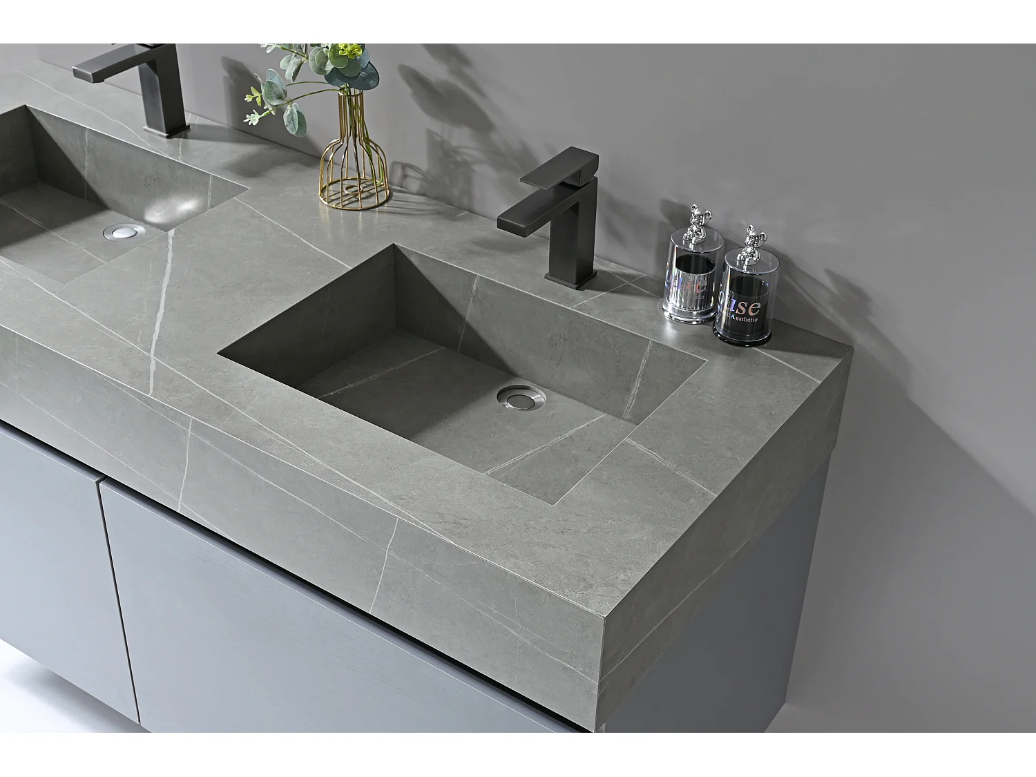 LuxuryBain- Robinet, mitigeur de lavabo pour salle de bain carré (Gris brossé)
